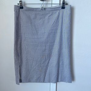 J. Crew seersucker blue and white striped pencil skirt in size 4
